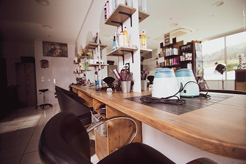 Le salon Bon Lieu Coiffure à Sallenôves